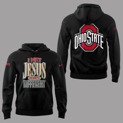Back at Ohio State, J.T. Tuimoloau makes a statement in the ˜I MET JESUS AND NOW I™M DIFFERENT™ Hoodie